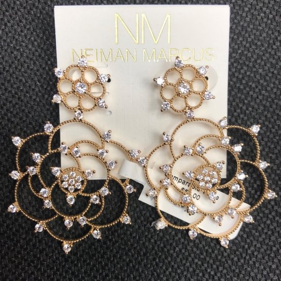 NWT Neiman Marcus 2 medallion Lrg crystal earrings - Picture 2 of 7